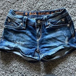 Rock revival denim shorts. Size 27. Sasha short. Dark denim. Bling pockets.